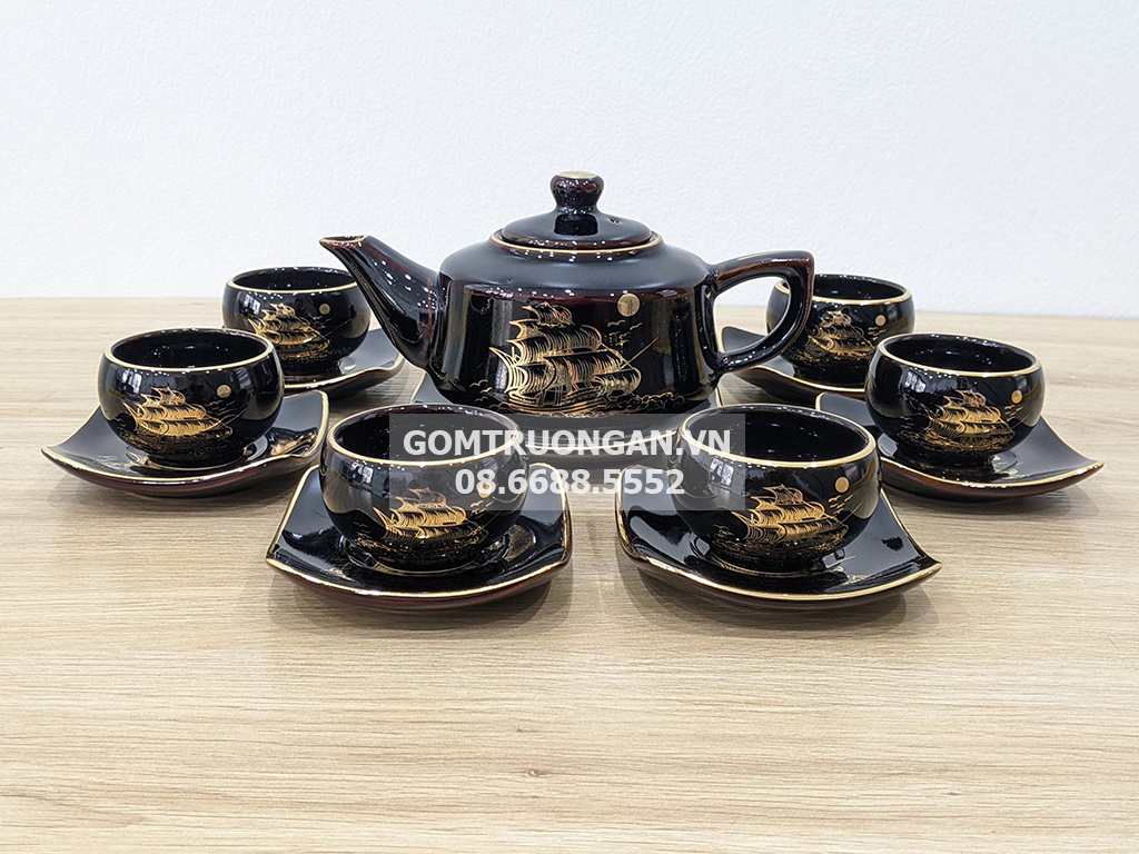 Bộ ấm chén in logo Thuận Buồn Xuôi gió men đen 2